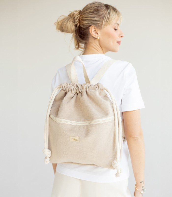 Beżowy plecak damski - elegancki i pojemny